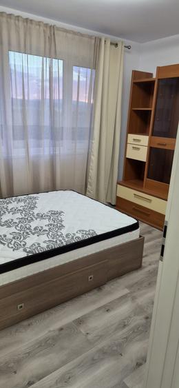 Apartament cu 2 camere decomandat în Florești