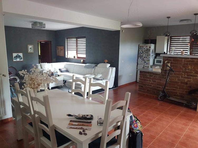 Casă cu Teren 2800 Mp în Aurel Vlaicu