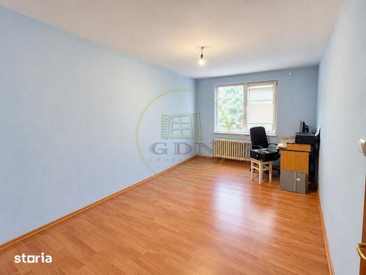 Apartament cu 3 camere în Rahova