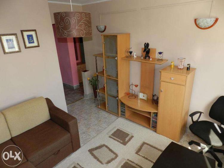 Garsonieră decomandată în Lunei