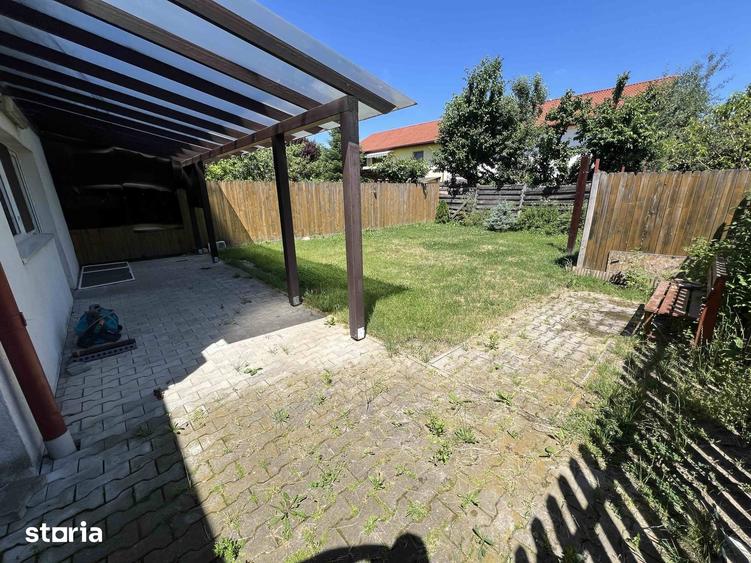 Casă cu 4 camere cu Teren 246 Mp în Florești