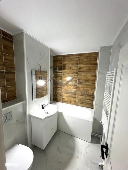 Apartament cu 4 camere decomandat în Dacia