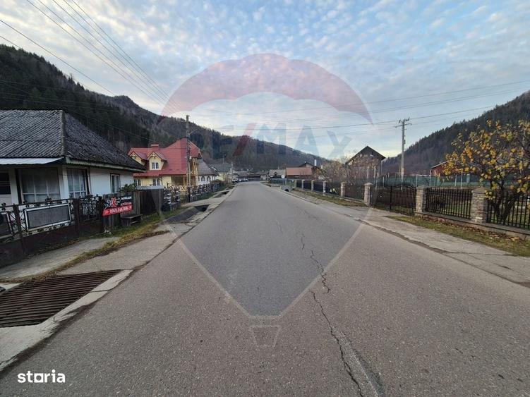 Casă cu 4 camere în Cazaci