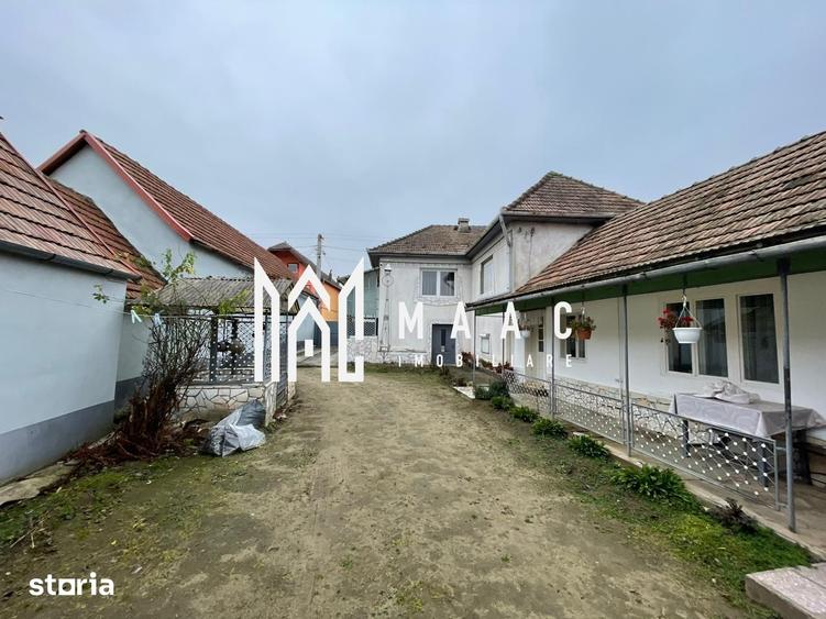 Casă cu 8 camere cu Teren 4500 Mp în Șeica Mare