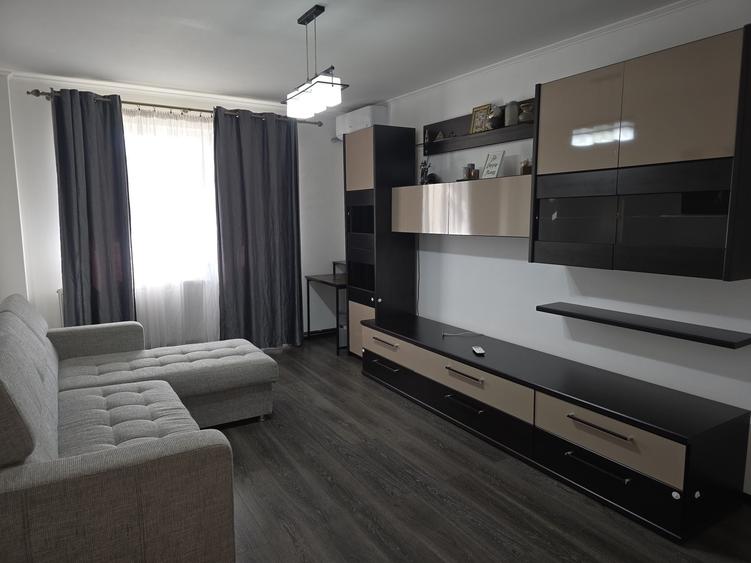 Apartament cu 2 camere decomandat în Trivale