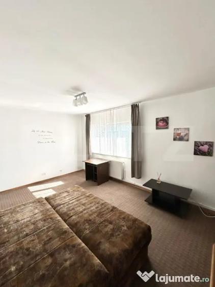 Apartament cu 2 camere decomandat în Zorilor