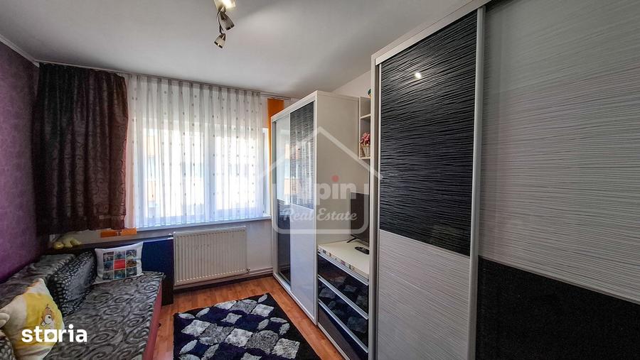 Apartament cu 3 camere decomandat, mobilat în Astra