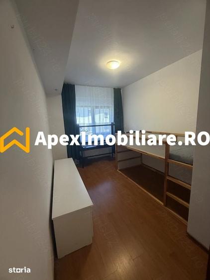 Apartament cu 3 camere decomandat în Central