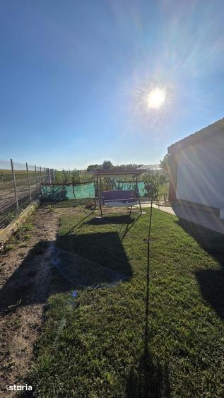 Casă cu 5 camere cu Teren 14000 Mp în Păulești
