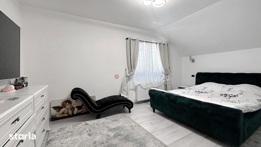 Casă cu 5 camere cu Teren 517 Mp în Dârste