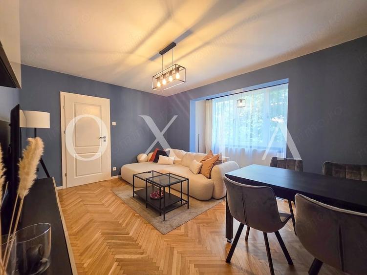 Apartament cu 3 camere semidecomandat în Circumvalațiunii