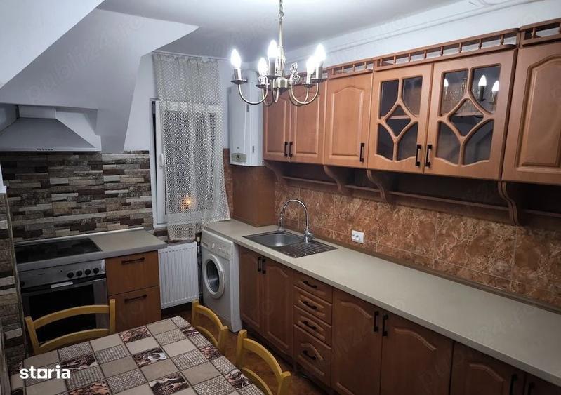 Apartament cu 3 camere semidecomandat în Vasile Aaron