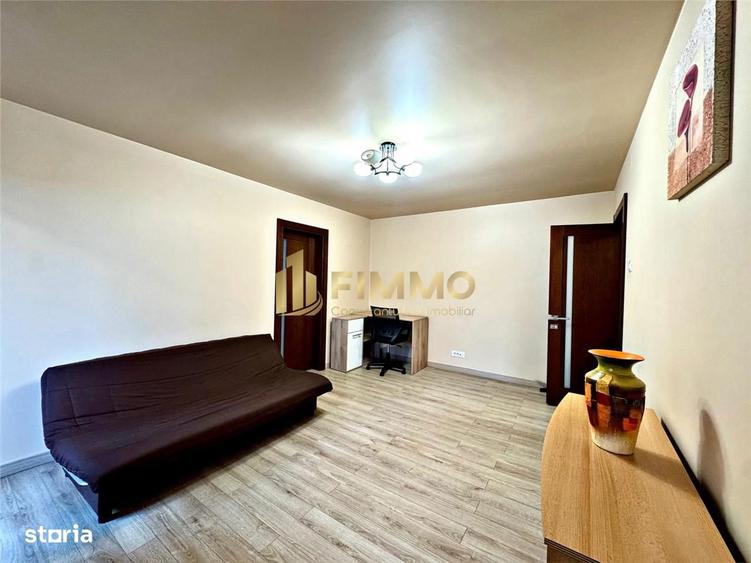 Apartament cu 2 camere semidecomandat, mobilat în Central
