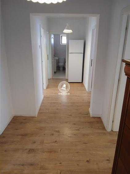 Apartament cu 4 camere decomandat în Păcurari