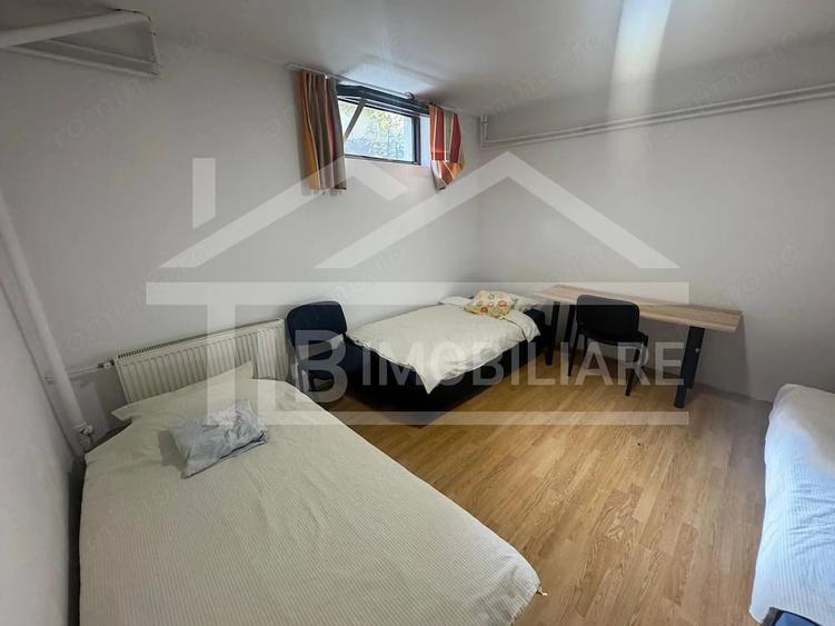 Casă cu Teren 2500 Mp în Corunca