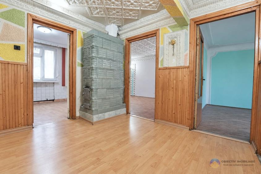 Apartament cu 3 camere decomandat în Dărmănești