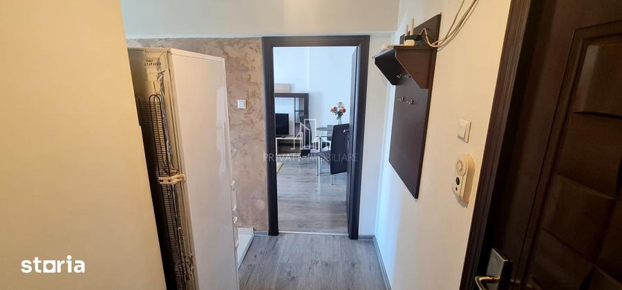 Apartament cu 2 camere decomandat în 22 Decembrie 1989