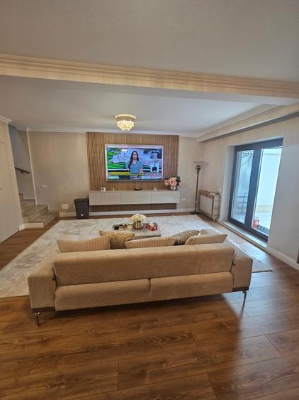 Duplex cu 4 camere cu Teren 150 Mp în Bucureștii Noi