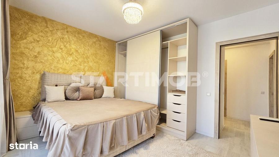 Apartament cu 3 camere decomandat în Tractorul