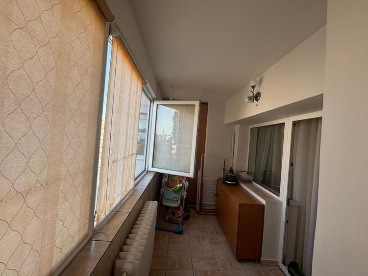 Apartament mobilat si utilat modern, suprafata generoasa , zona Trocadero - 34