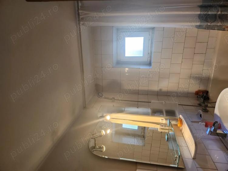 Apartament cu 3 camere decomandat în Tătărași