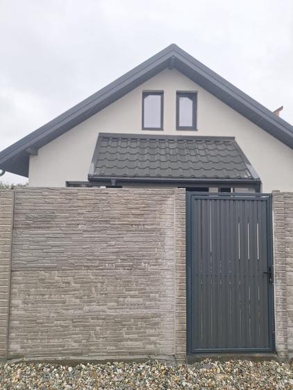 Casă cu 3 camere cu Teren 250 Mp în Berceni