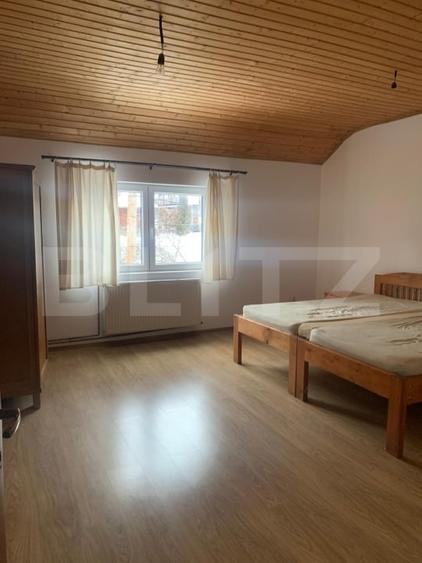 Casă individuală cu 5 camere cu Canalizare în Bran