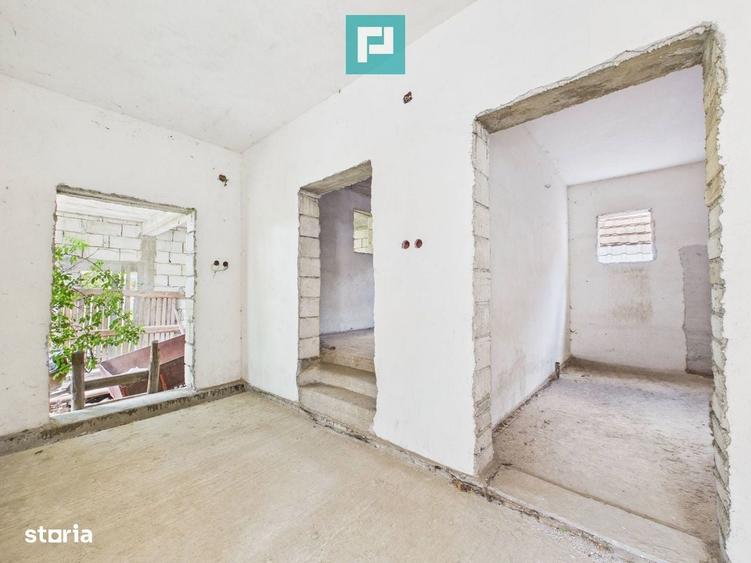 Casă cu 4 camere în Donceni