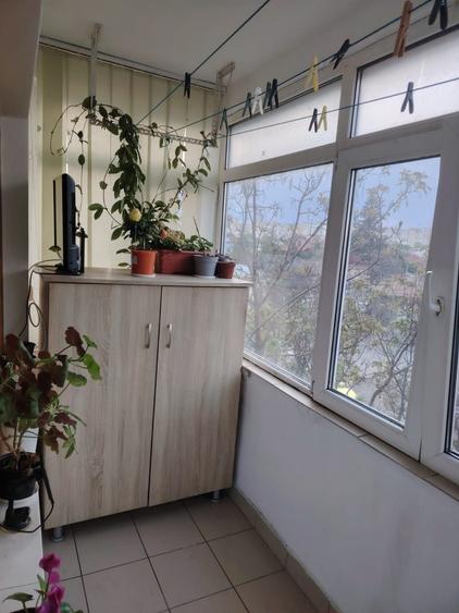 Inchiriez apartament 2 camere - 4