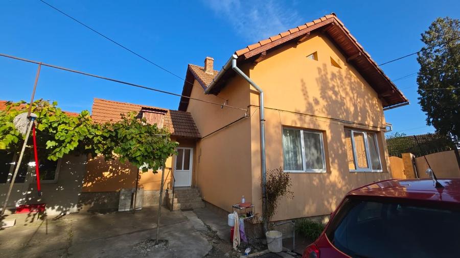 Casă individuală cu 3 camere cu Teren 1677 Mp în Vințu de Jos