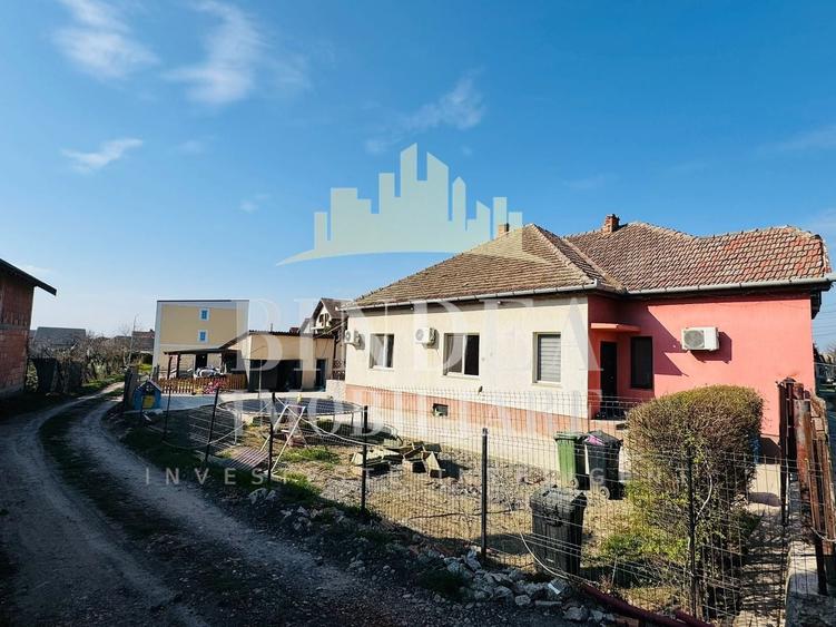 Casă individuală cu 5 camere cu Canalizare în Giarmata