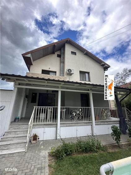 Casă cu 4 camere în Partoș