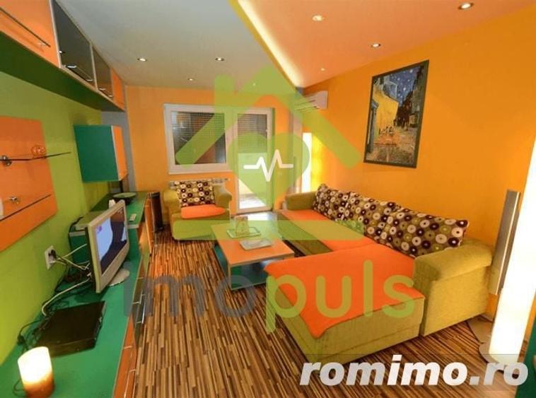 Apartament cu 4 camere decomandat în Central