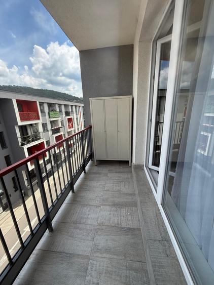 Apartament cu 2 camere decomandat în Florești