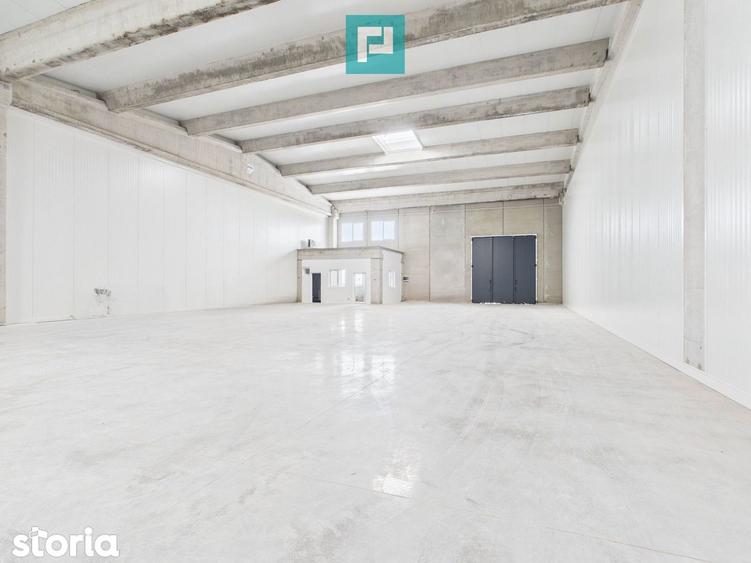 Spațiu comercial, de 524 mp, în Sânandrei