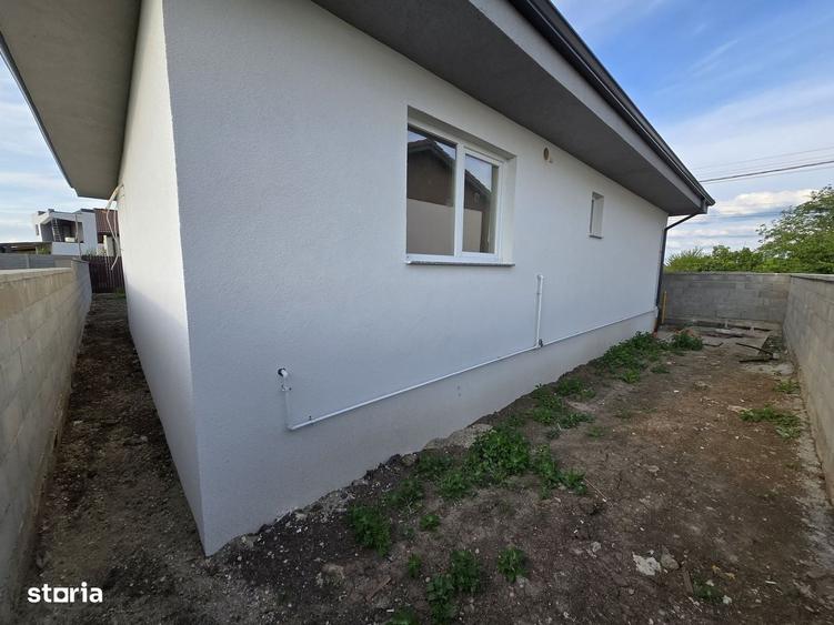 Casă cu 3 camere în Central