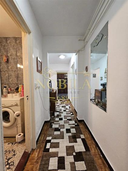 Apartament cu 5 camere în Central