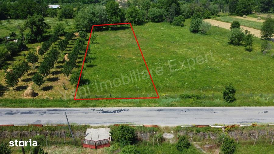 Teren de 2000 mp, în Domnești