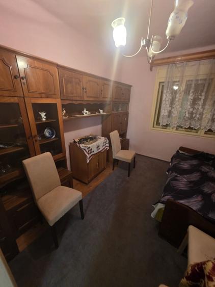 Casă cu 4 camere în Sânnicolau de Beiuș