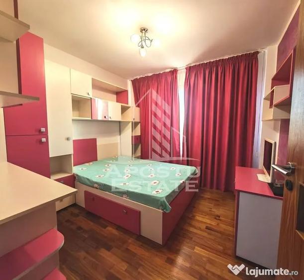 Apartament cu 3 camere semidecomandat în Gării