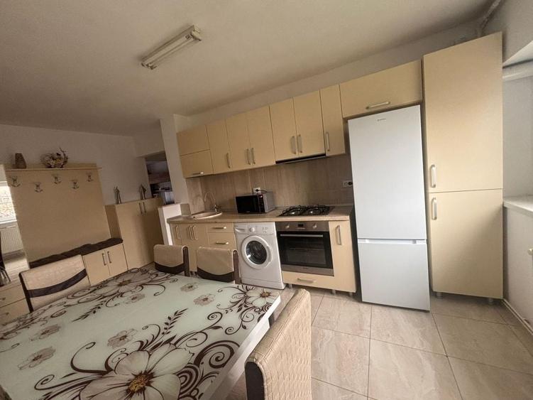 Apartament cu 2 camere decomandat în Păulești