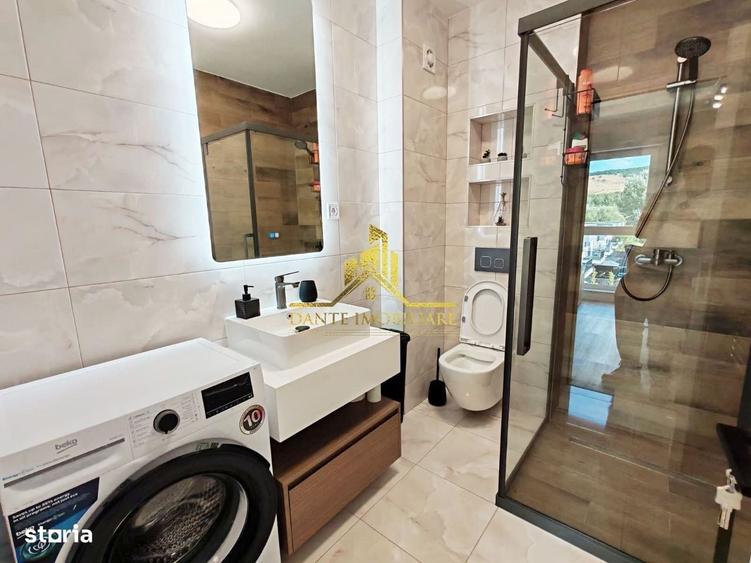 Apartament cu 3 camere semidecomandat în Florești