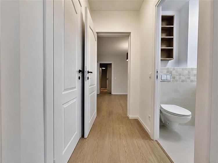 Apartament renovat cu 2 camere si parcare zona Faget Garii - 6