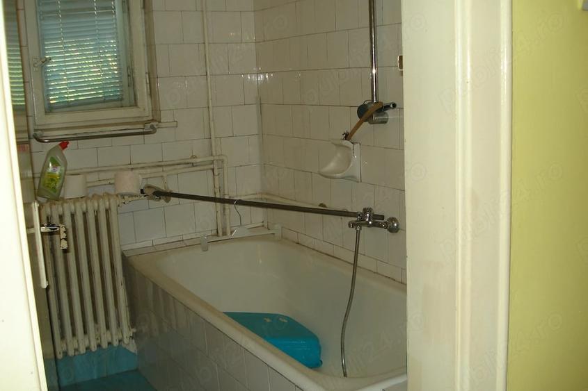 Casă cu 3 camere cu Teren 630 Mp în Bălcescu