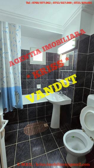 Apartament cu 4 camere decomandat în Găvana