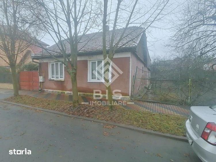 Casă cu 4 camere cu Teren 600 Mp în Independenței