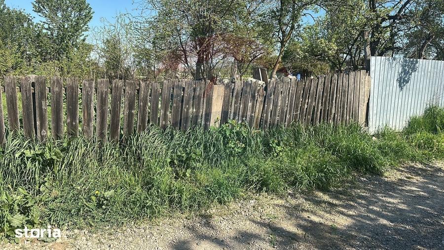 Teren de 443 mp, în Central