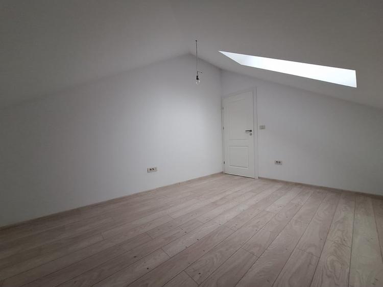 Apartament cu 3 camere în Chișoda