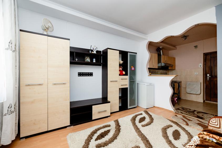 Garsonieră etaj 2, zona UTA - 3