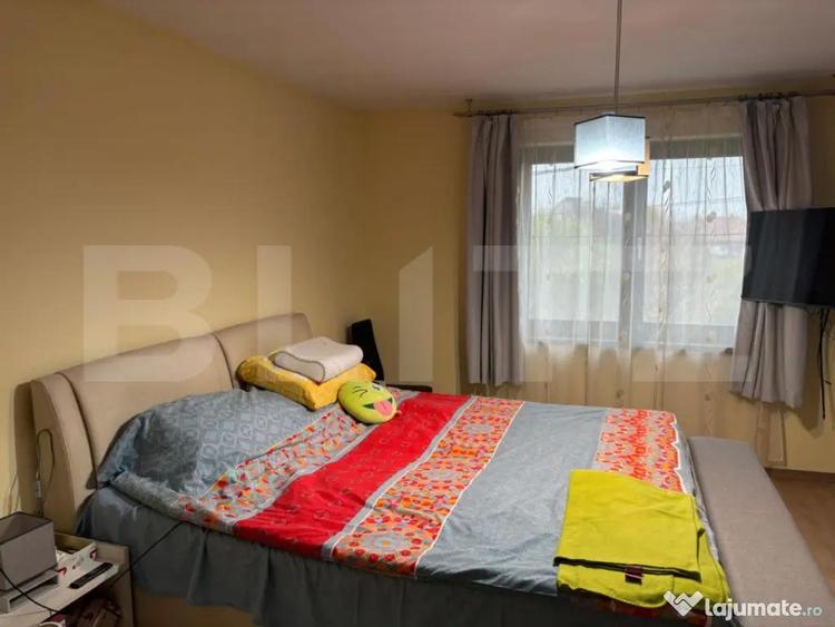 Apartament cu 3 camere decomandat în Lunei
